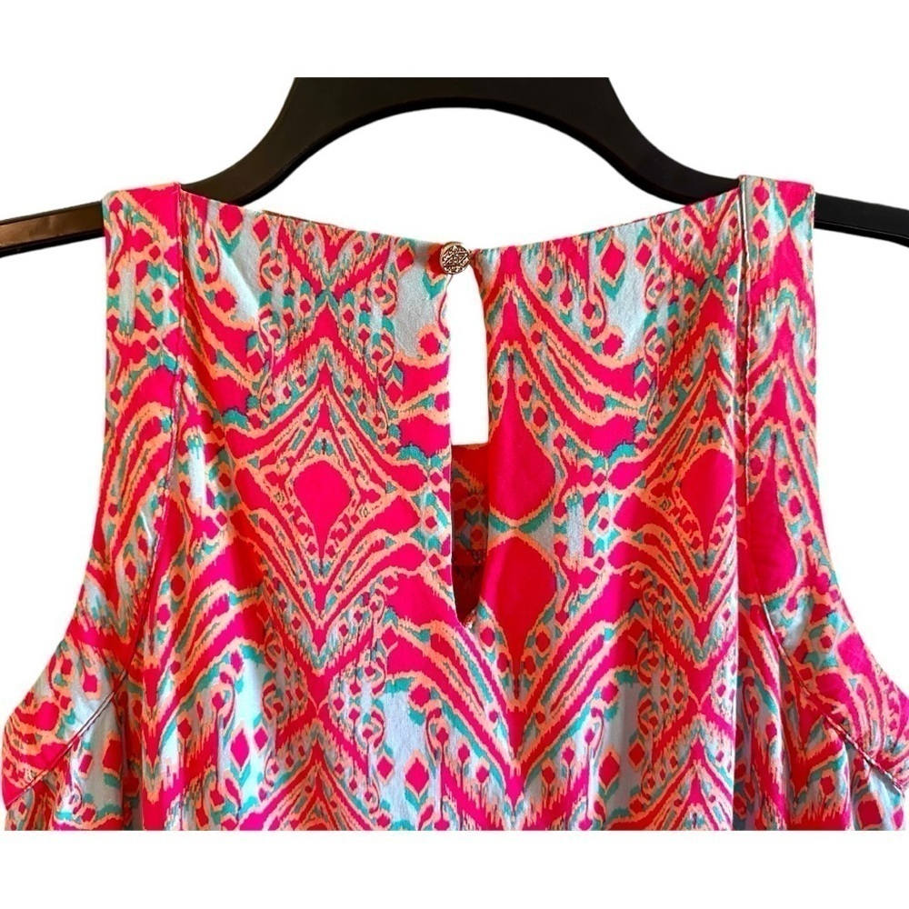 ALL FOR COLOR,SLEEVELESS TOP. ROUND NECKLINE WITH CROSSOVER FRONT RUFFLE.SIZE M - Picture 5 of 7